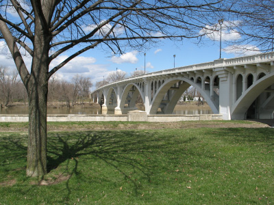 George Rogers Clark Memorial Bridge