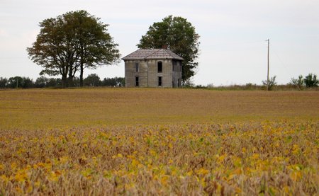 oldhouse-9099