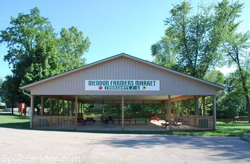 mi-stjoseph-mendon-0425-wm